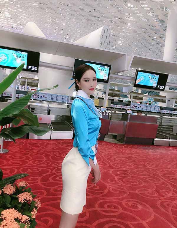 伦敦外围女联系微信