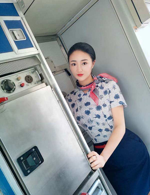 波士顿外围女经纪人